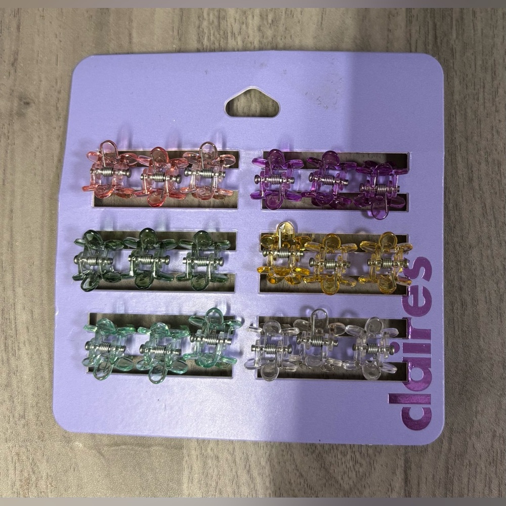 Claire’s Flower Hair Clips Set